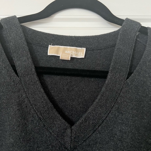 Michael Kors Sweater - Picture 2 of 3